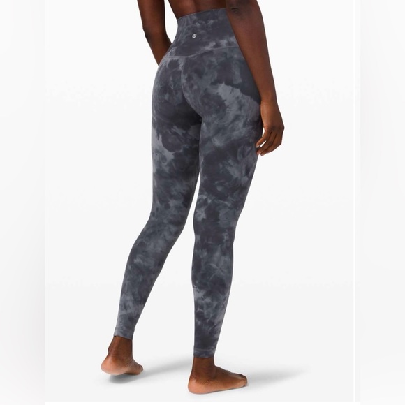 lululemon athletica Pants - Lululemon Athletica Charcoal Tie-Dye Leggings Diamond Die Aligns 28"
